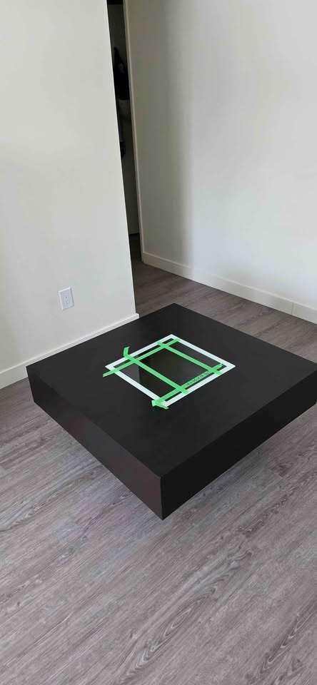 Square wooden coffee table - photo 2
