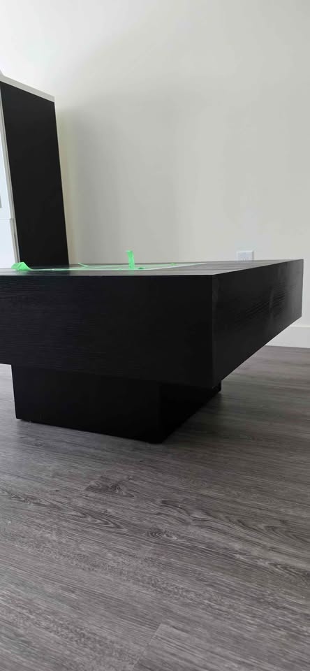 Square wooden coffee table - photo 4