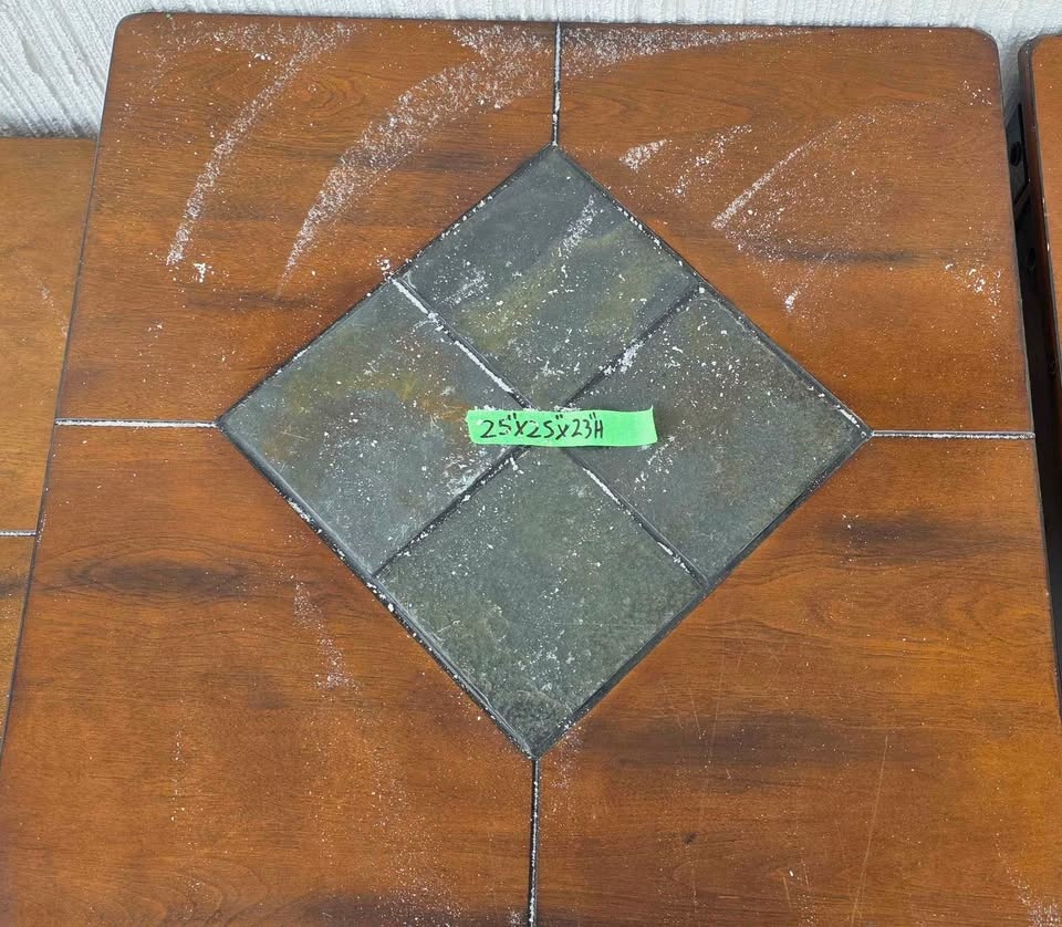 Set: Rustic coffee table and 2 end tables - photo 5