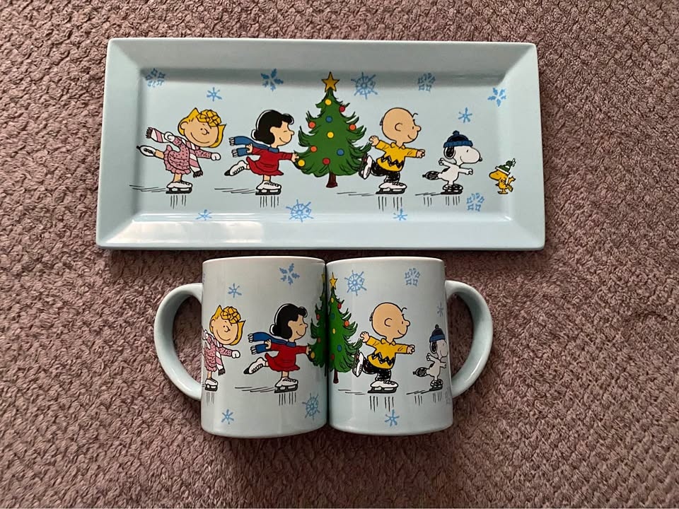 Peanuts Snoopy & Christmas Holiday Ceramic Mug and Tray