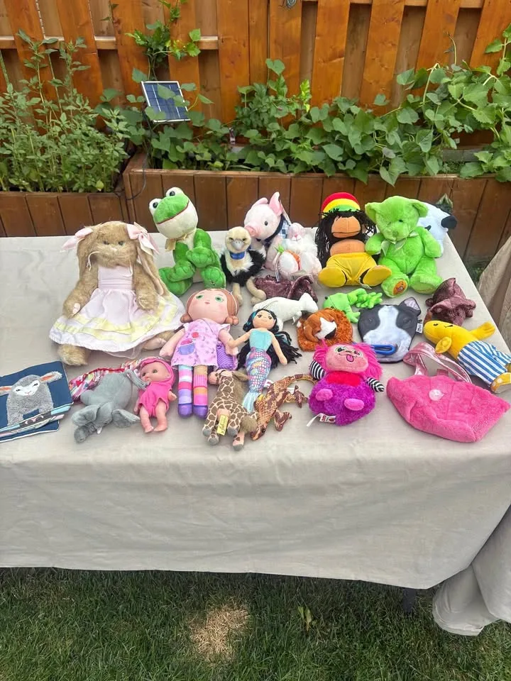 Stuffed animal bundle thumbnail