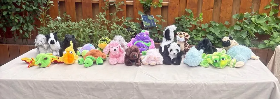 Bundle of stuffed animals thumbnail