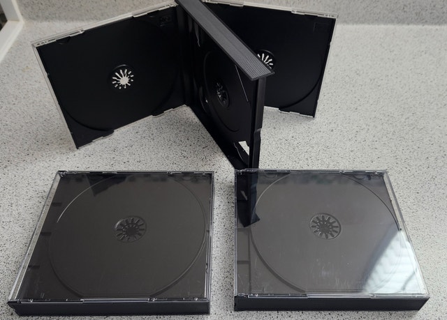 CD & DVD cases - assorted single, double & triple cases - photo 2