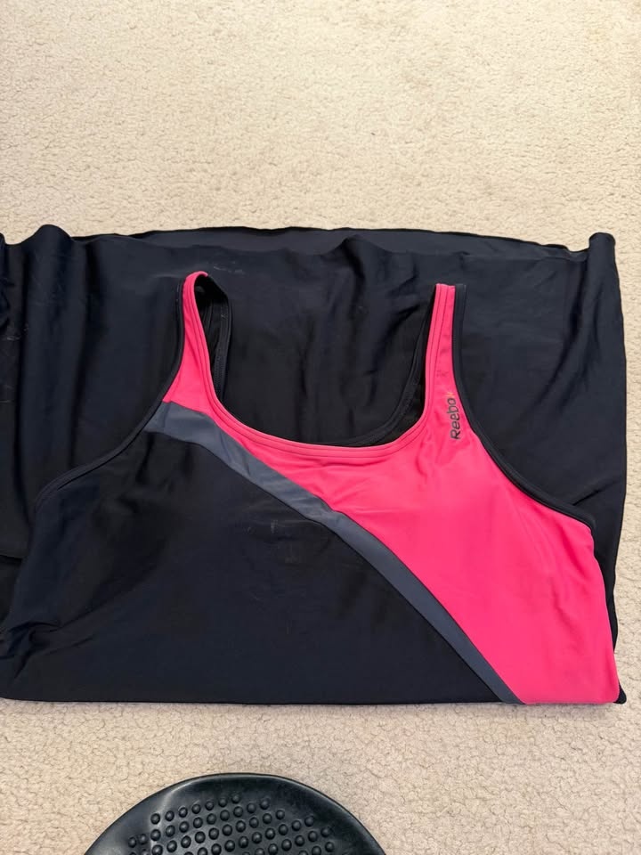 Women’s Swimming Dress Set – Reebok, Padded, Attached Shorts wit - photo 3