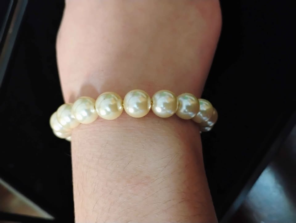 Kenneth Jay Lane KJL faux Pearls Gripoix glass Cuff Bangle Brace - photo 4