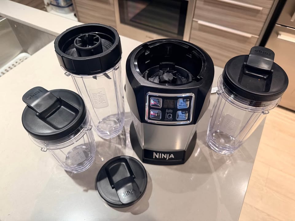 Ninja BL481C Nutri Ninja Pro Blender + All Cups & Lids - photo 3