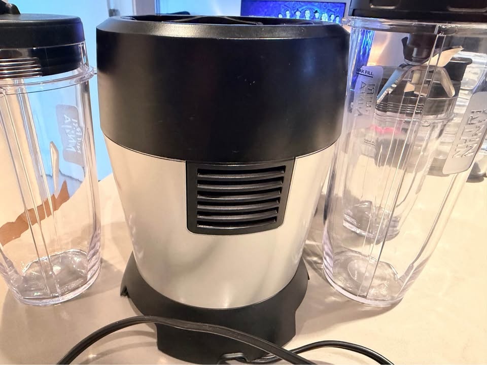 Ninja BL481C Nutri Ninja Pro Blender + All Cups & Lids - photo 5