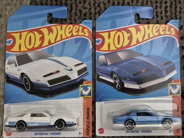 Hot Wheels - 1984 Pontiac Firebird (Pair)