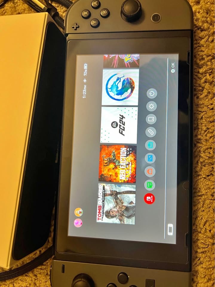 Modded Nintendo Switch with 4 Games