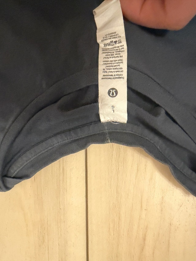 Lululemon shirt - photo 2