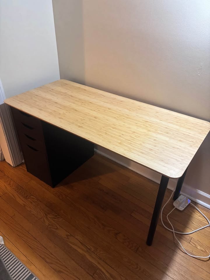 IKEA DESK - photo 2