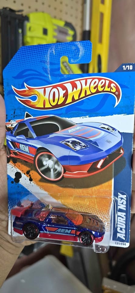 Hot Wheels Acura NSX Toy Car