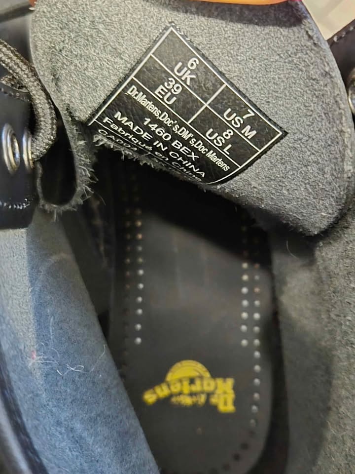 Doc Martens 1460 BEX - Price Negotiable - photo 4
