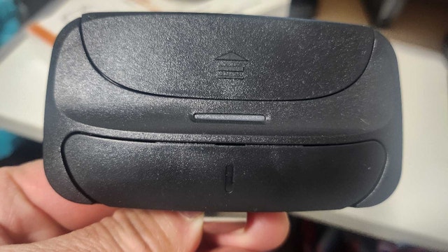 Universal Remote garage door opener - photo 2