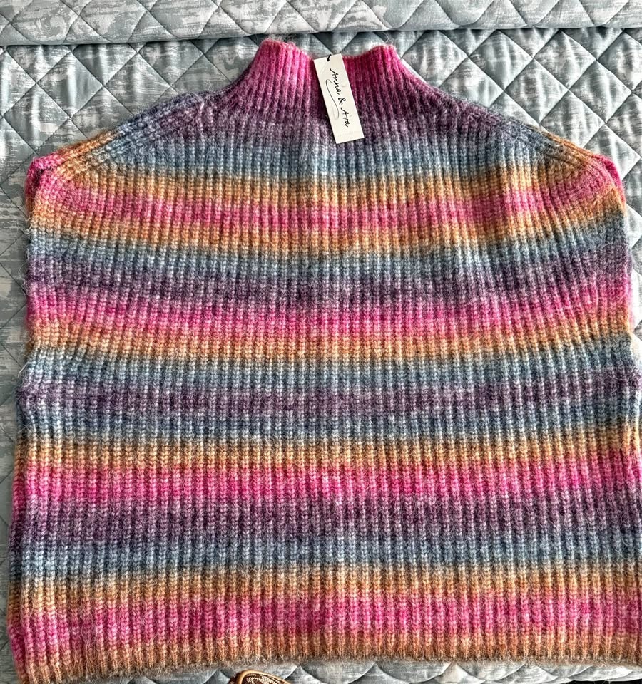 Women's sweater