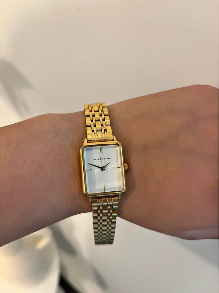 Vintage watch - Alfred Sung