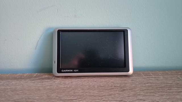 Updated Garmin nuvi 1350 GPS - photo 2