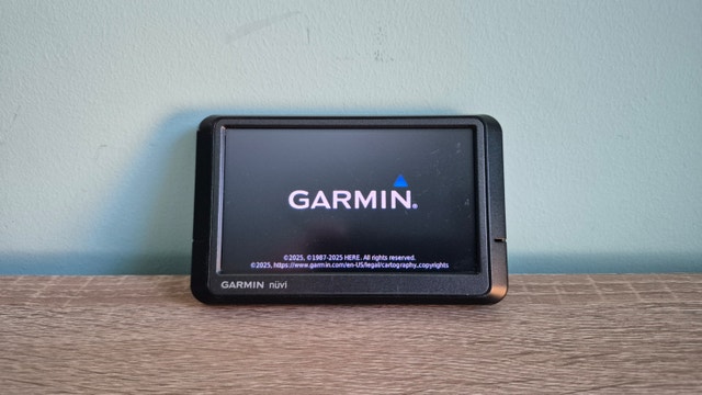 Updated Garmin Nuvi 255W GPS - photo 2