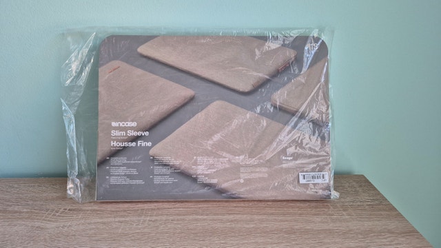 Incase Slim 13" Laptop Sleeve/Case - photo 2