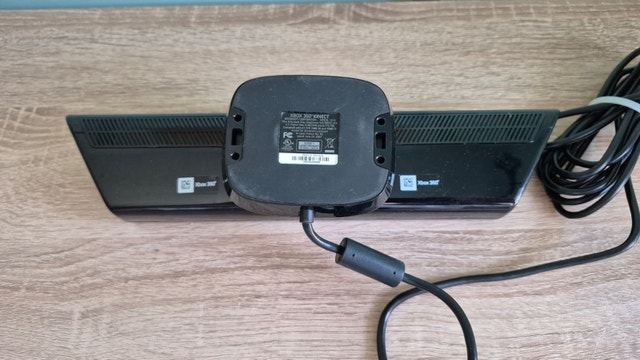Xbox 360 Kinect Motion Camera - photo 2