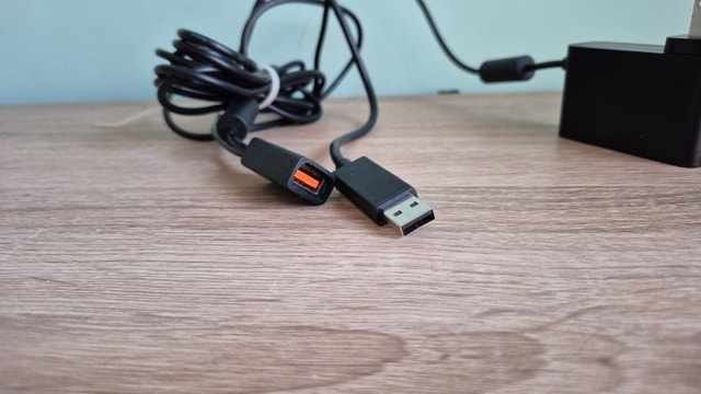 Xbox 360 Kinect Power Supply Adapter - photo 3
