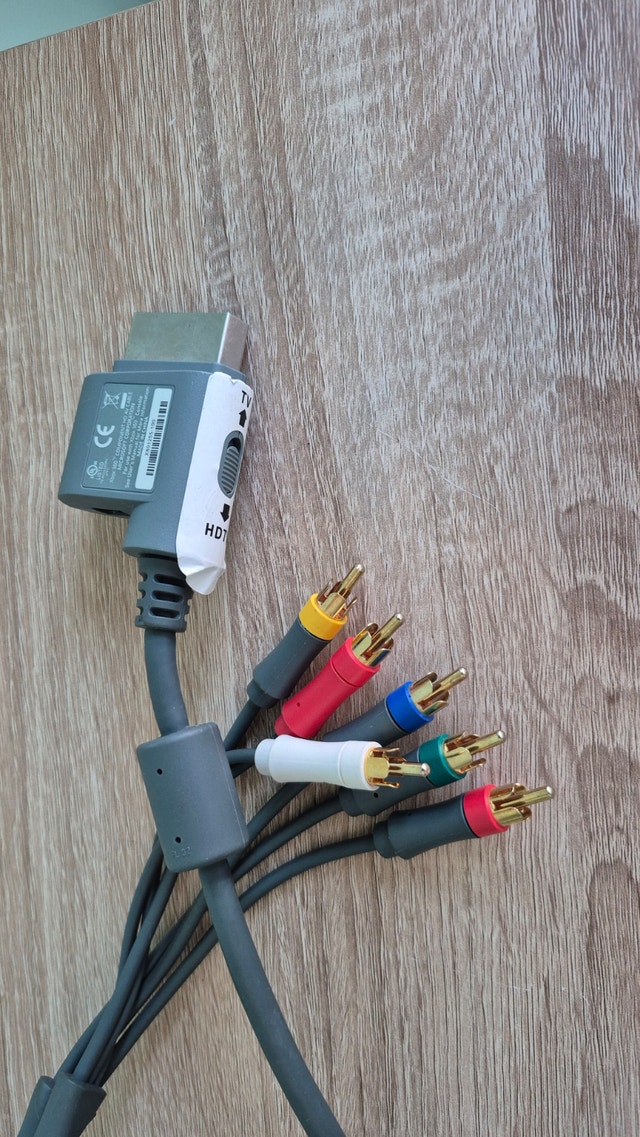 Xbox 360 Component/Composite FHD AV Cable - photo 2