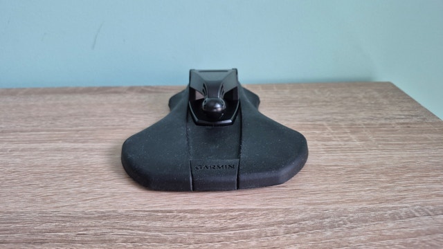 Garmin Friction GPS Dashboard Mount - photo 3