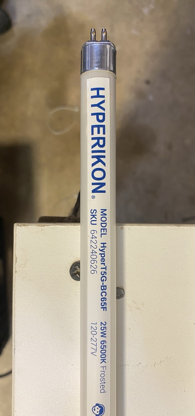 12 Pack HyperT5G-BC65F 25W 6500K Frosted LED Tube - photo 3