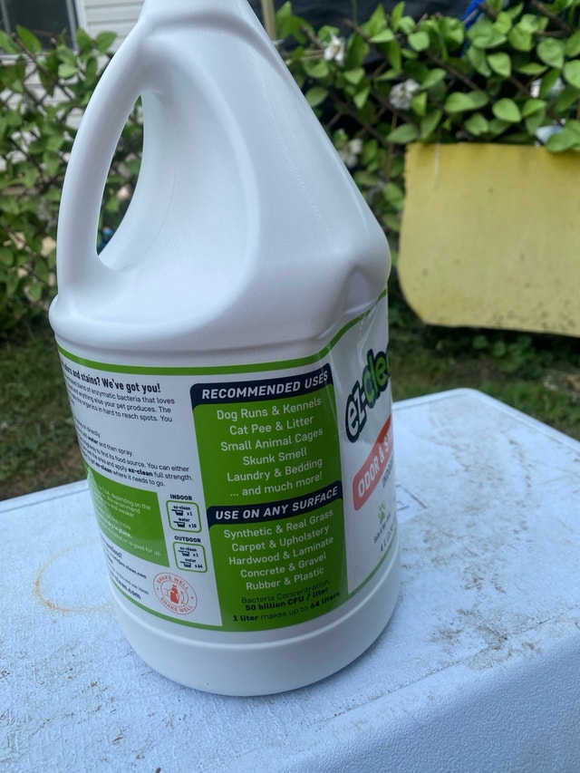 EZ-Clean Odor & Stain Remover - photo 3