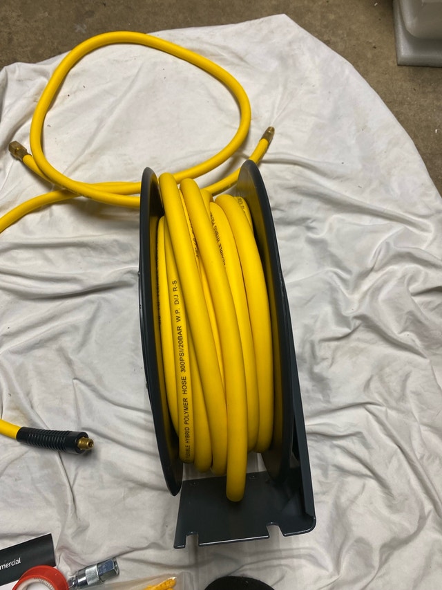 Commercial Heavy Duty Air Hose Reel, 3/8" x 50 - photo 4