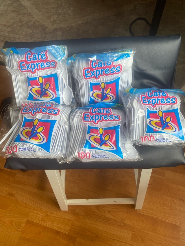 Café Express Heavyweight Plastic Spoons 5 packs of 100 - photo 2