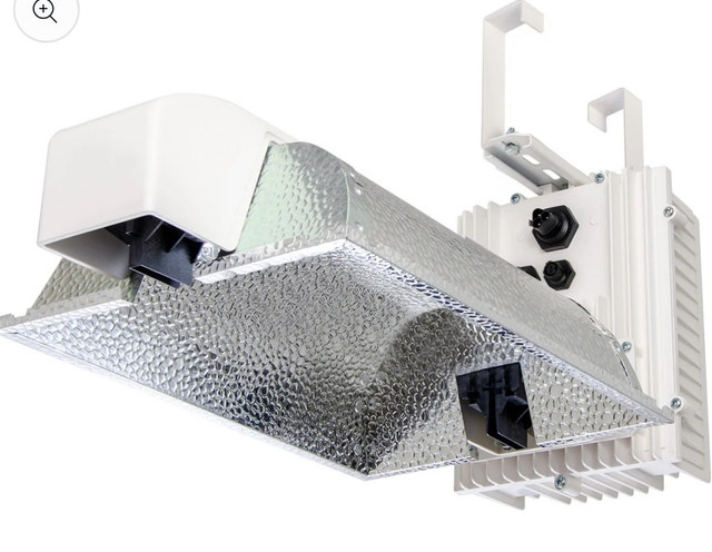 Core 2 DE 1000W 277-400V Dimmable lighting system