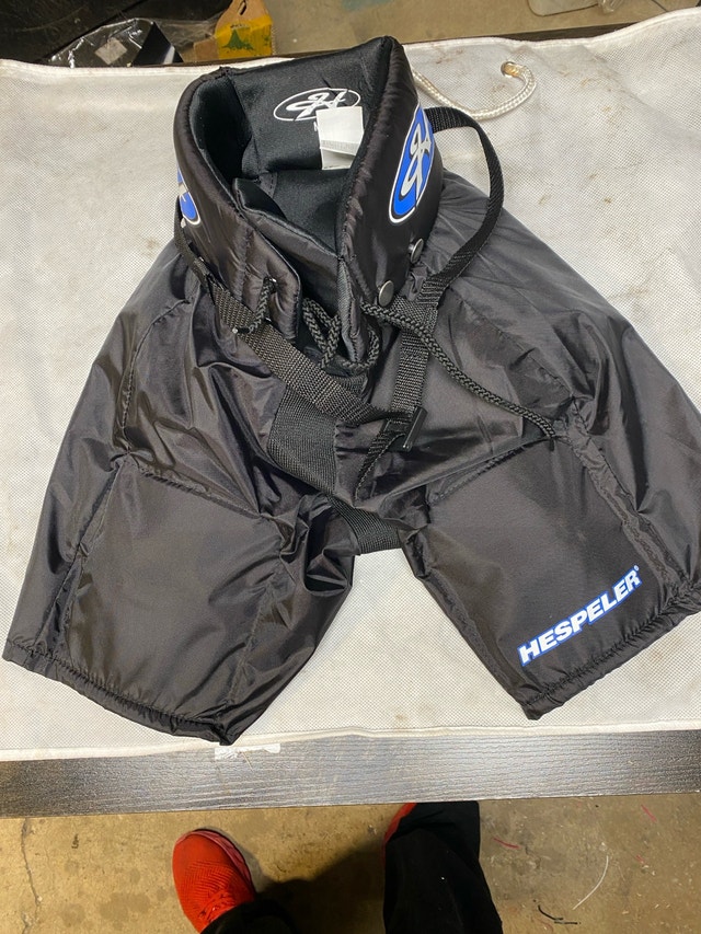 Hespeler Rogue RH10 Youth Medium Hockey Pants