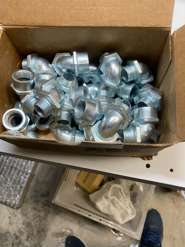 1/2" Short Elbow for Rigid Metal Conduit 25pcs - photo 2