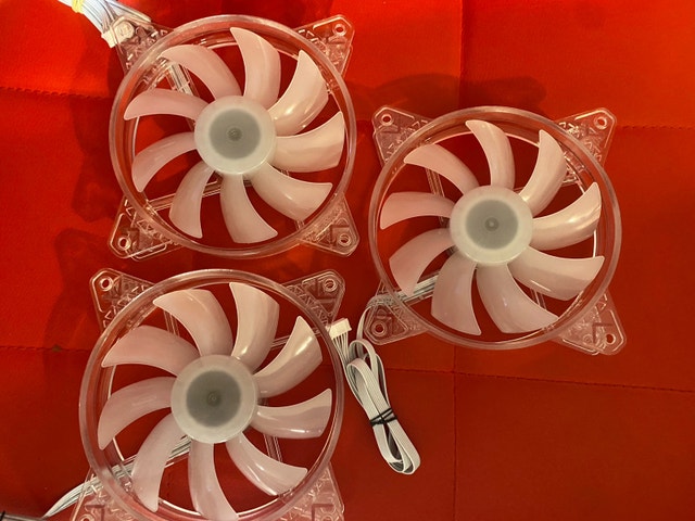 NOVONEST 3-Pack 120mm RGB PC Case Fans with Controller - photo 2