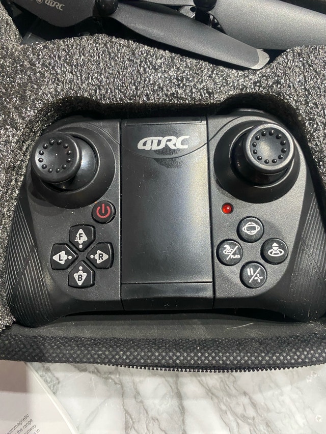 4DRC 4D-V12 Quadcopter Drone - photo 2