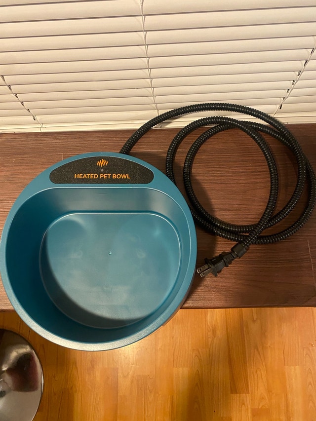 Pet Heated Pet Outdoor Bowl - photo 2