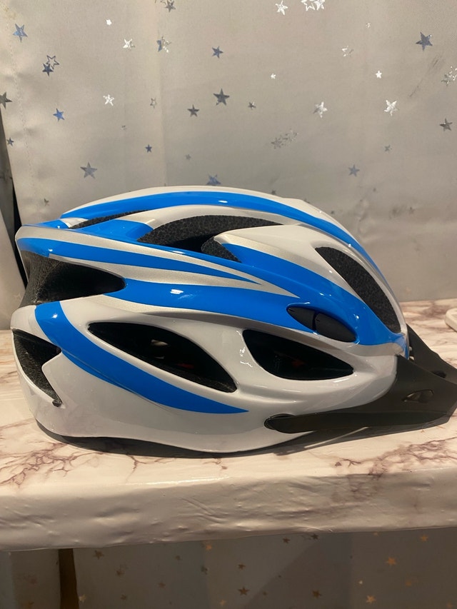 CPSC Safety Certified Lightweight Bicycle Helmet - photo 2