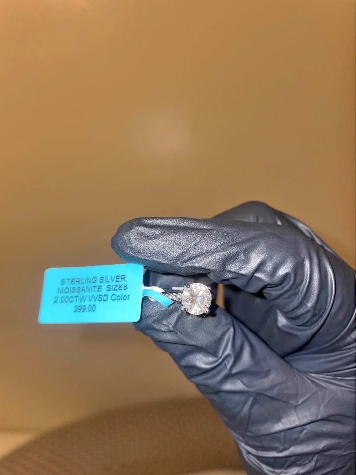 VVS RING 2 CARATS