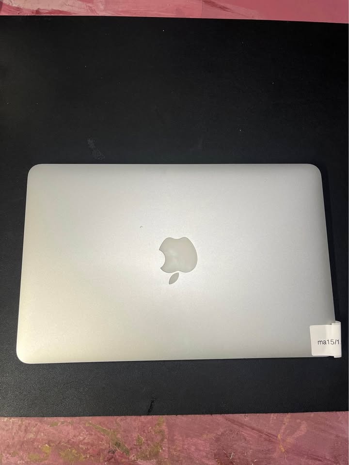 MacBook Air 11" - photo 2