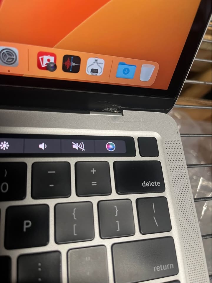 16GB 1TB 2020 MacBook Pro 13” - photo 4