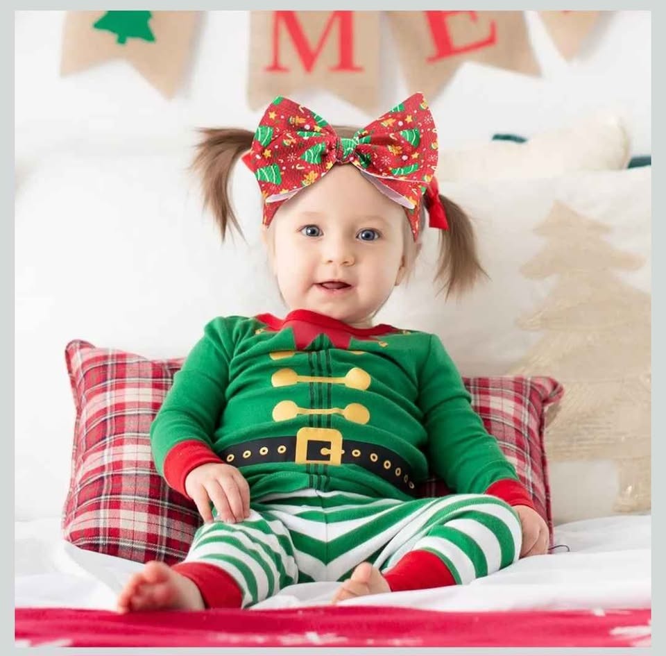 Christmas Tree Baby Bows - photo 3