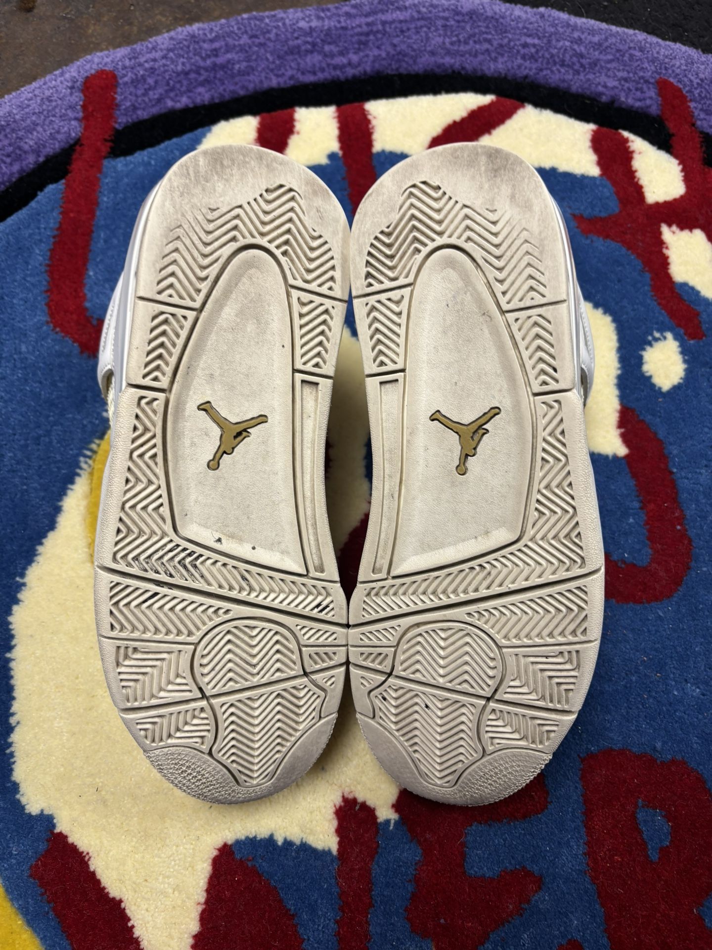 Air Jordan 4 Gold Metallic - photo 3