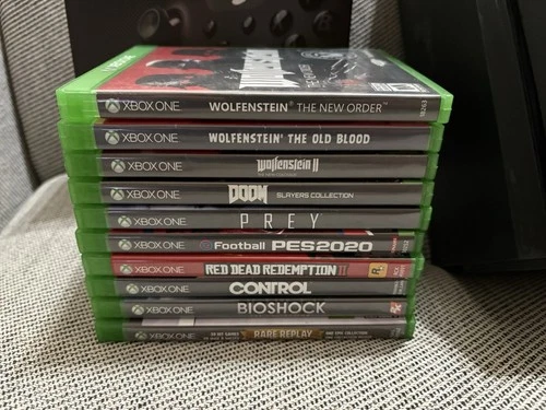 Xbox Series X 1TB - 4 Controllers + 10 Games - photo 2