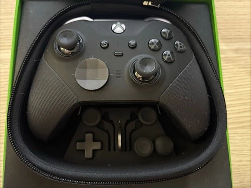 Xbox Series X 1TB - 4 Controllers + 10 Games - photo 4