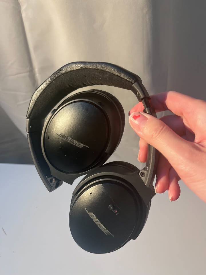 Bose QuietComfort 35 Noise Cancelling Headphones