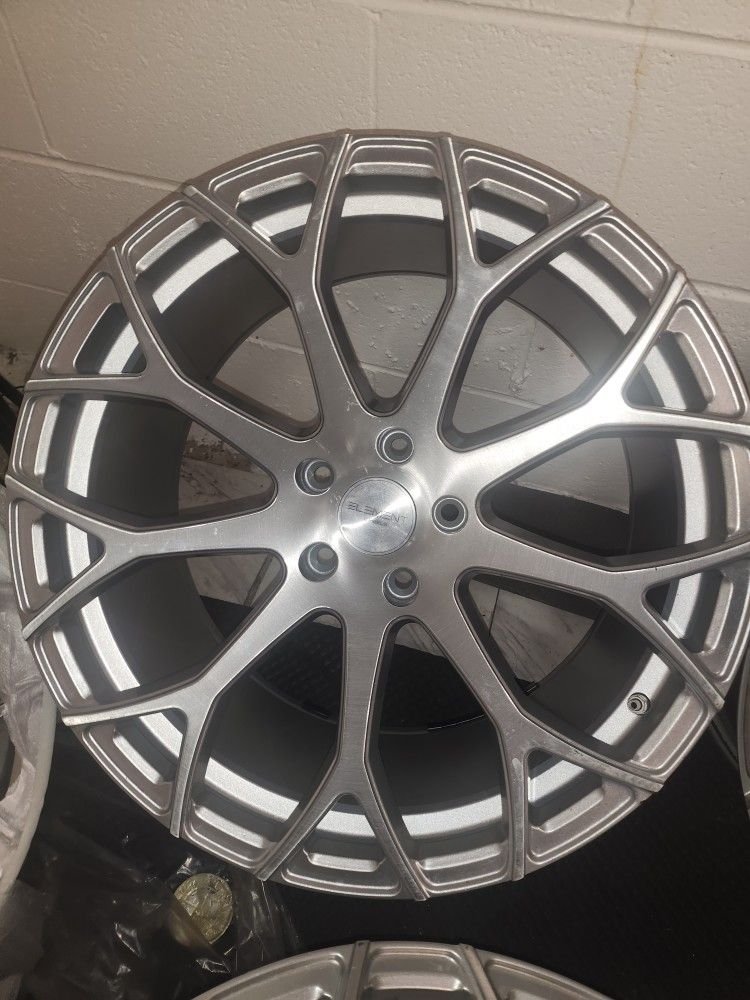 20 Inch Rims For Sale - photo 3