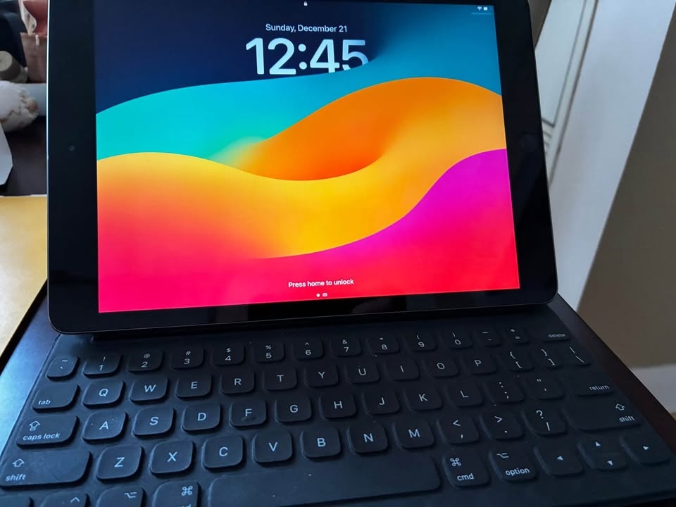 Apple Smart Keyboard Folio - photo 2