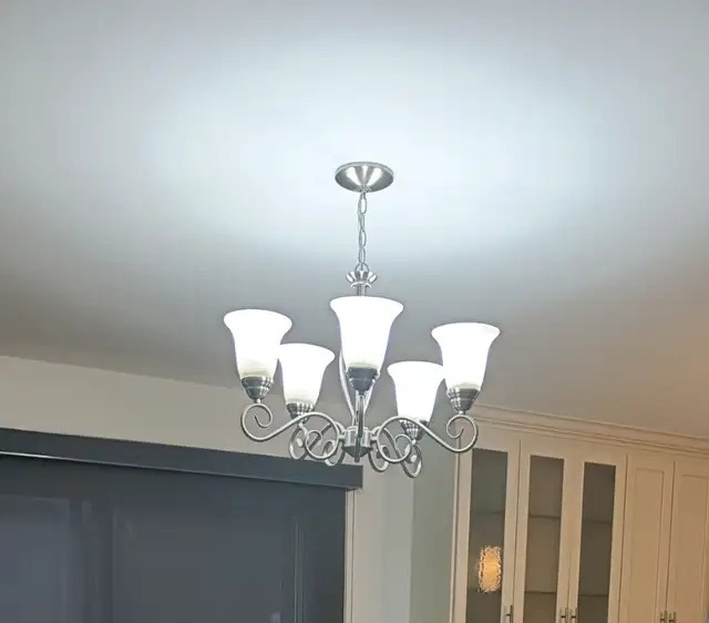 Dining Room Light Fixture Classic Chandelier 24" W - photo 2
