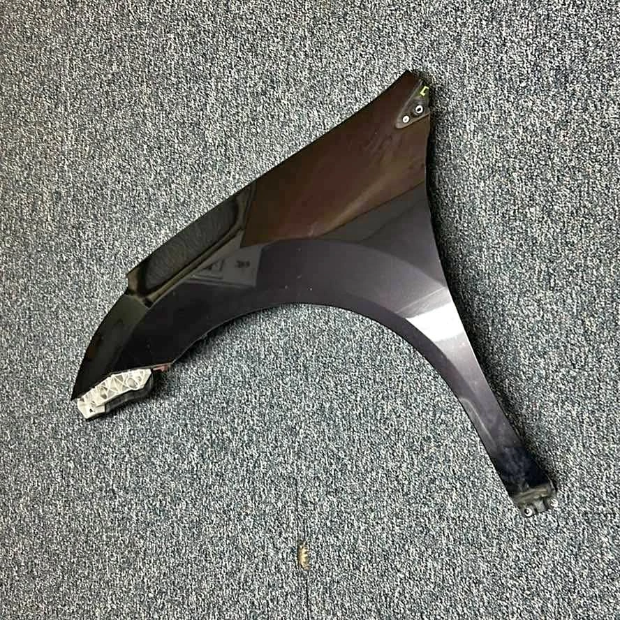 Nissan Rogue Driver-side Fender OEM F3113-JMOMA 2012